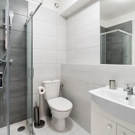 Everysky - Wyspiańskiego 4