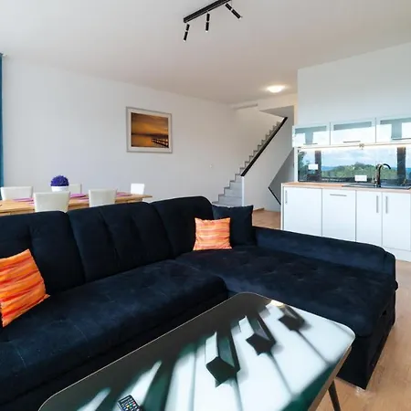 Everysky - Wyspiańskiego 4