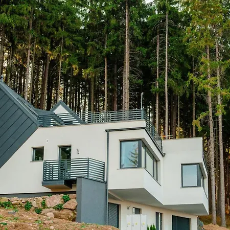 Everysky - Wyspianskiego 4