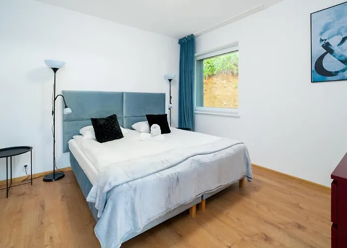 Everysky - Wyspianskiego 4